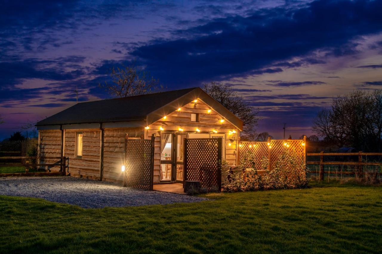 Montana Log Cabin - Ockeridge Rural Retreats Wichenford Eksteriør bilde